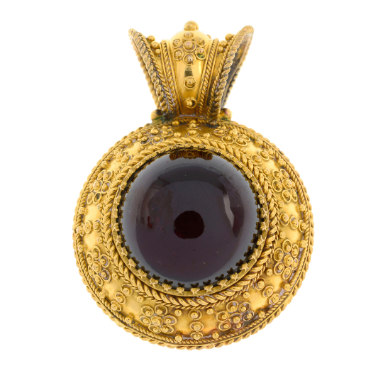 Victorian gold garnet pendant