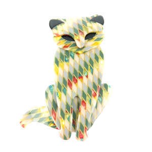 Quarrelsome Cat brooch by Léa Stein