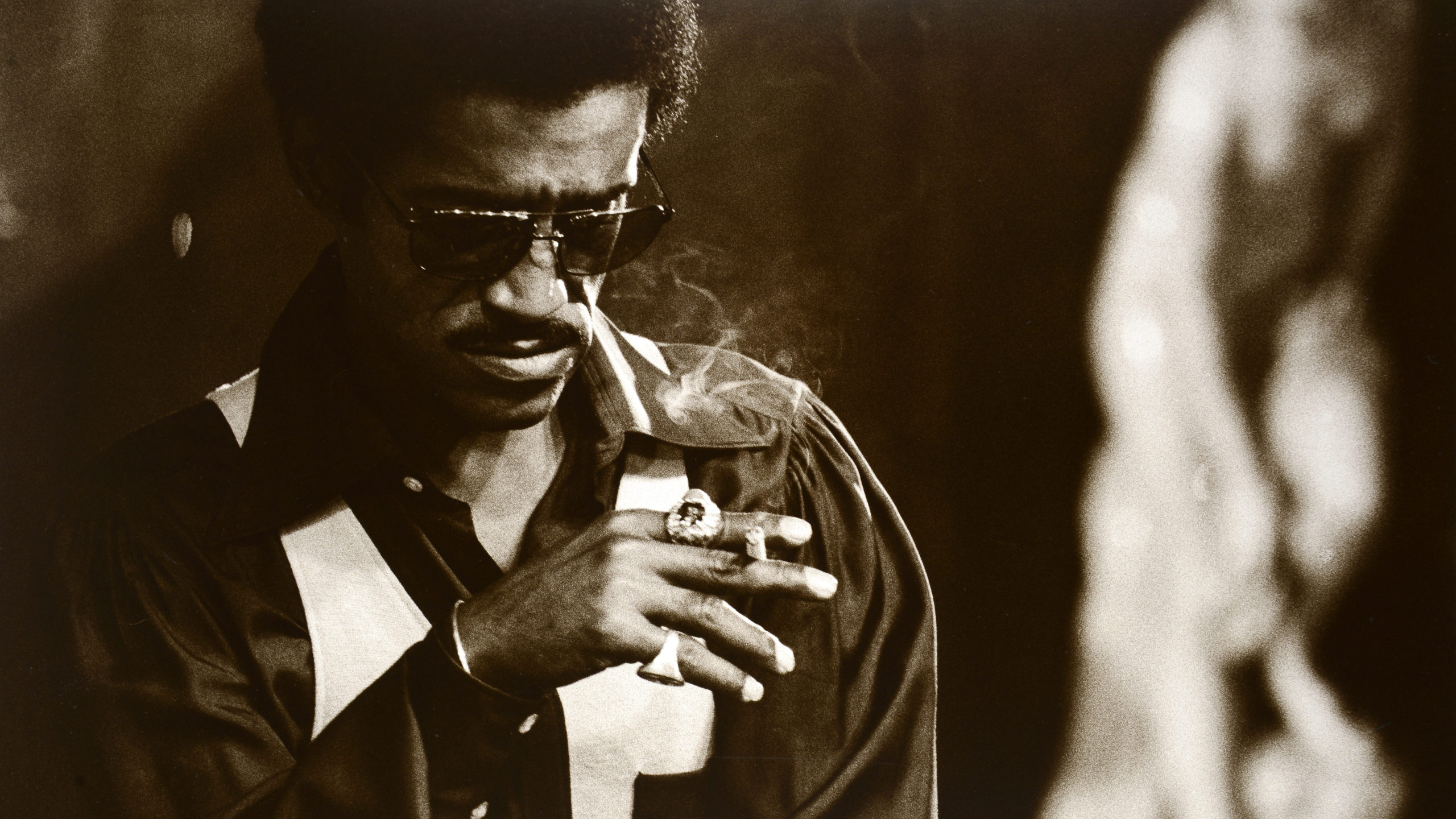 Sammy Davis Jr with his ring