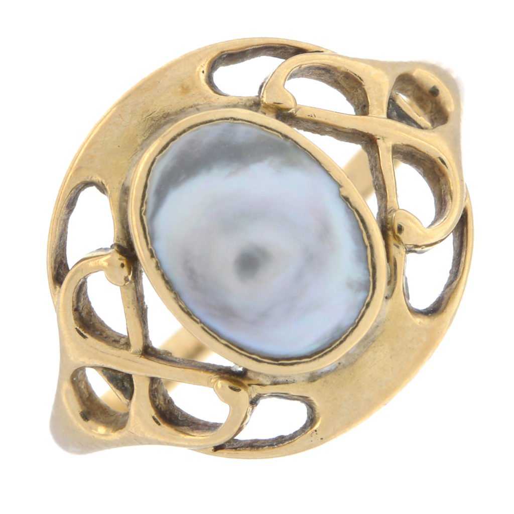 Early 20th 18ct gold pearl ring, Murrle Bennett