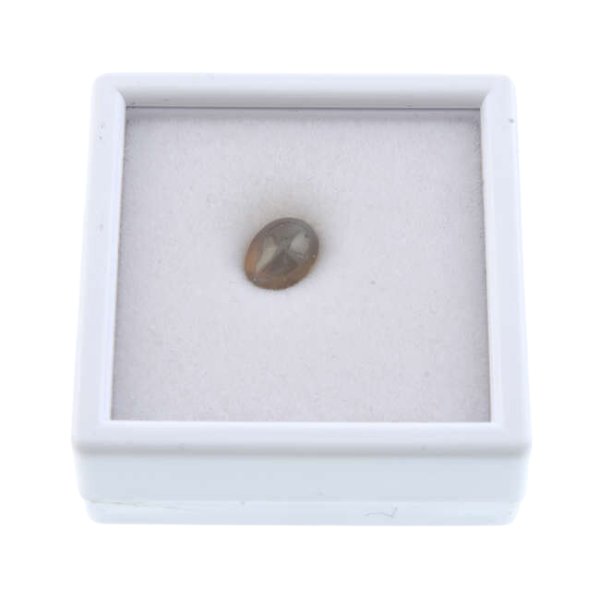 Cat's-eye chrysoberyl cabochon, 2.43ct